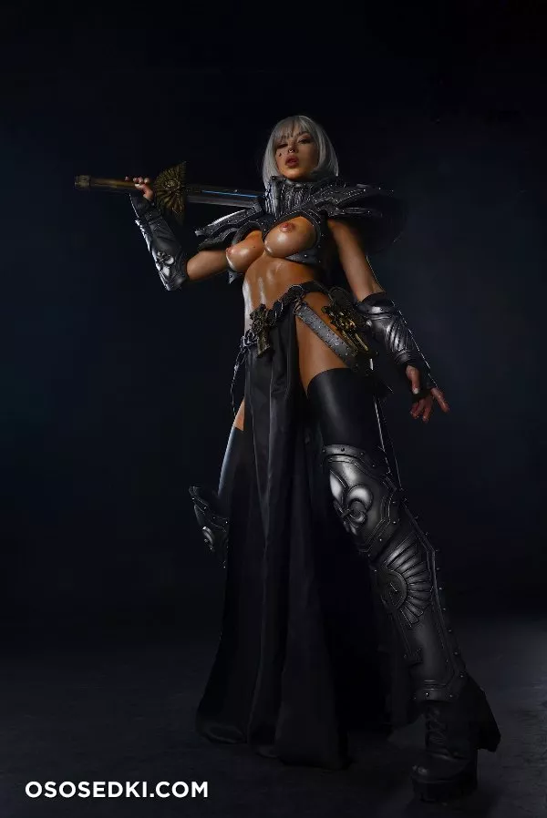 oladushek11 - Warhammer40k - Sisters of Battle Cosplay - 4