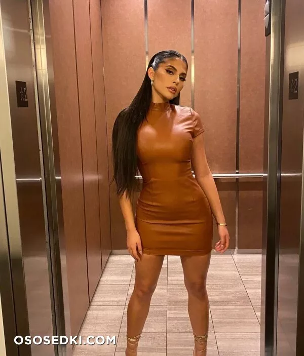 Amanda Trivizas - 4