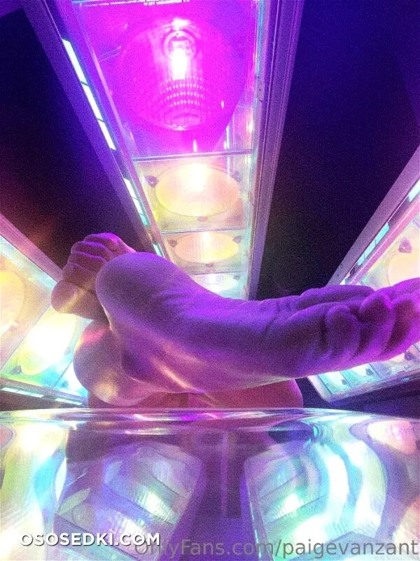 Paige VanZant Nude Tanning Bed - 5