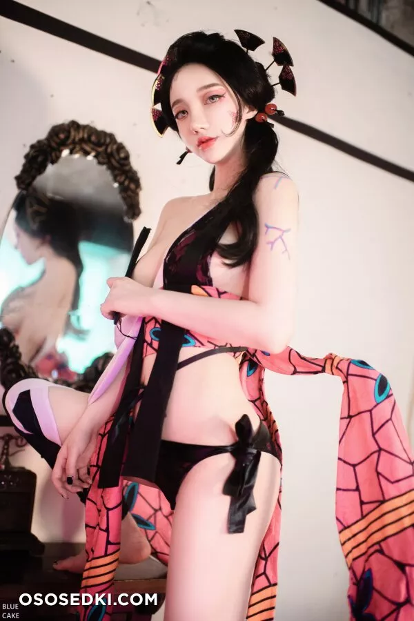 Son Ye-Eun - DAKI - 2