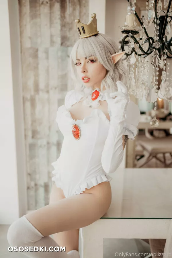 Amanda Welp - Booette - 2
