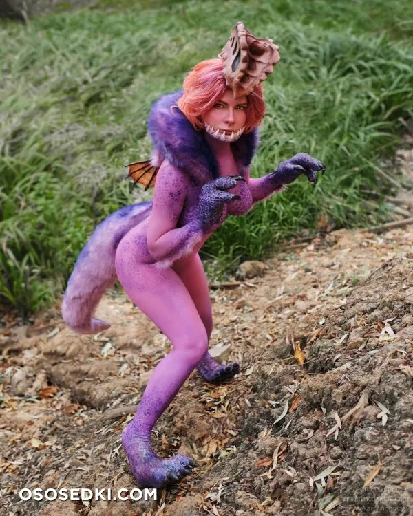 Jannet In cosplay - Anjanath - 4