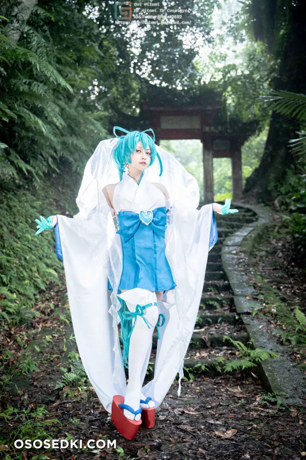 Oni Hitomi - Minakami Sayo - Gushing over Magical Girls - 2