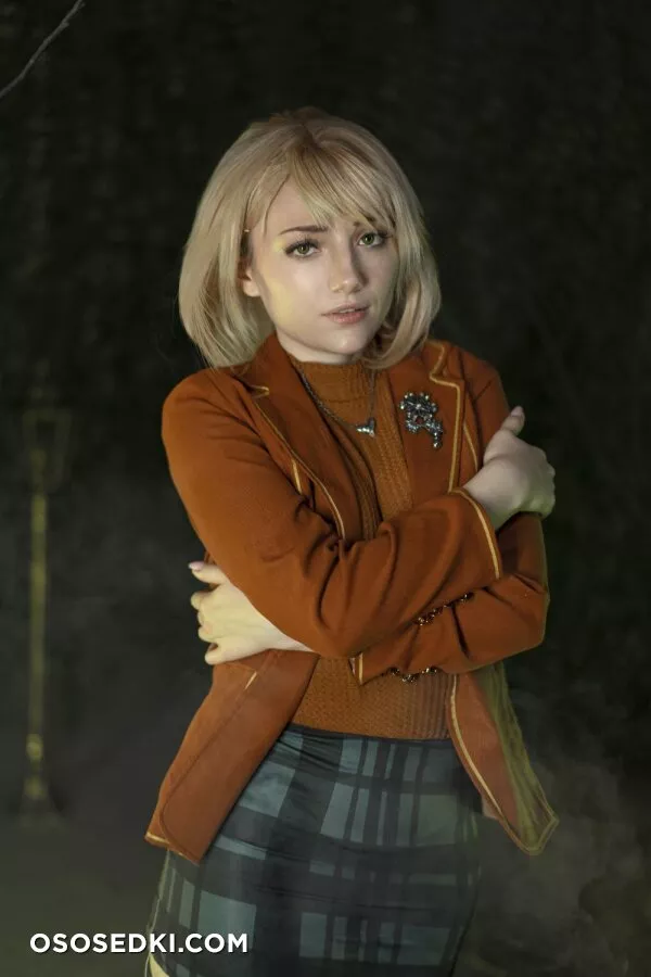 Carry Key - Ashley (Resident Evil) - 5