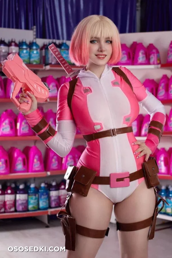 Ulichan - Gwenpool - Deadpool - 3