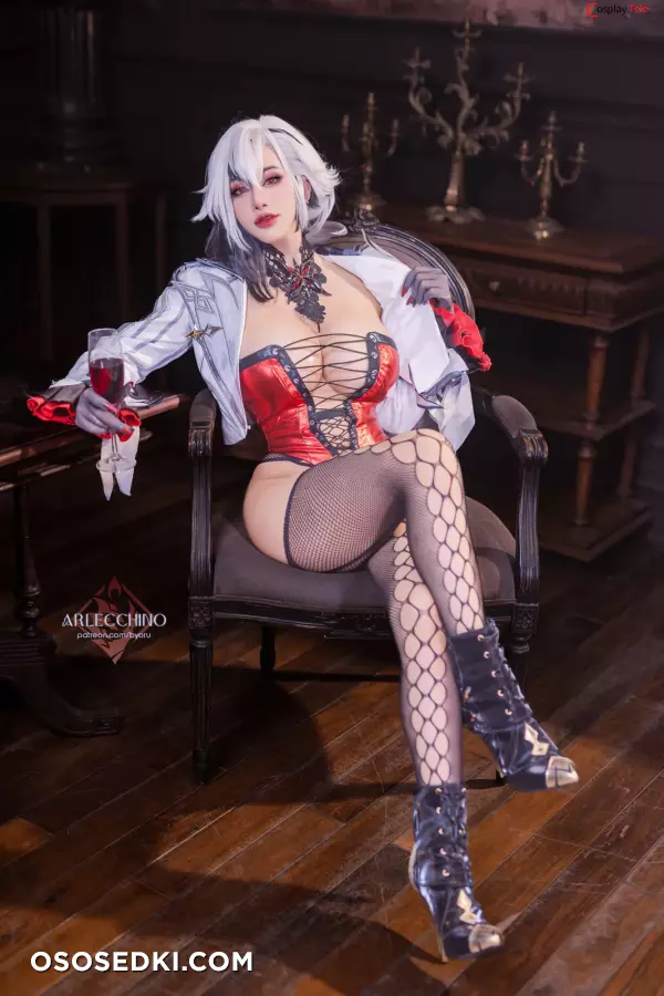 Byoru (ビョル) cosplay Arlecchino Dress - Genshin Impact - 5