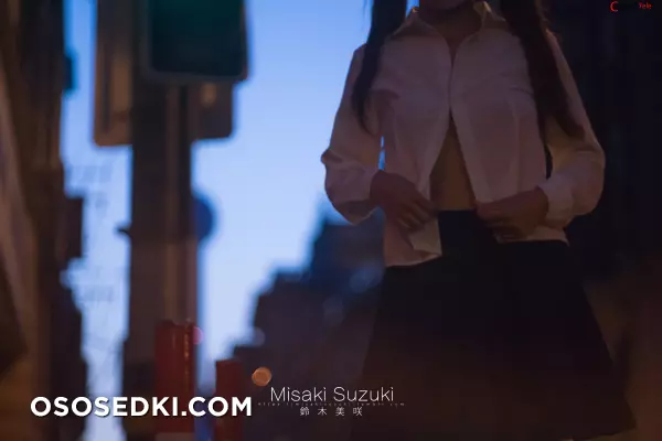 铃木美咲 (Misaki Suzuki) - Early Morning Intersection - 2