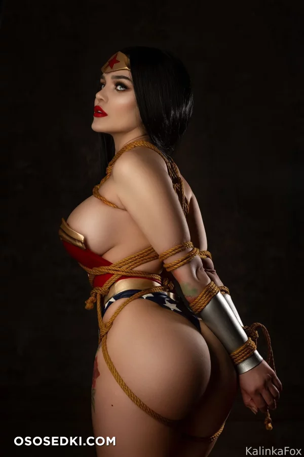 Kalinka Fox | Christina Fink - Wonder Woman - Justice League - 5