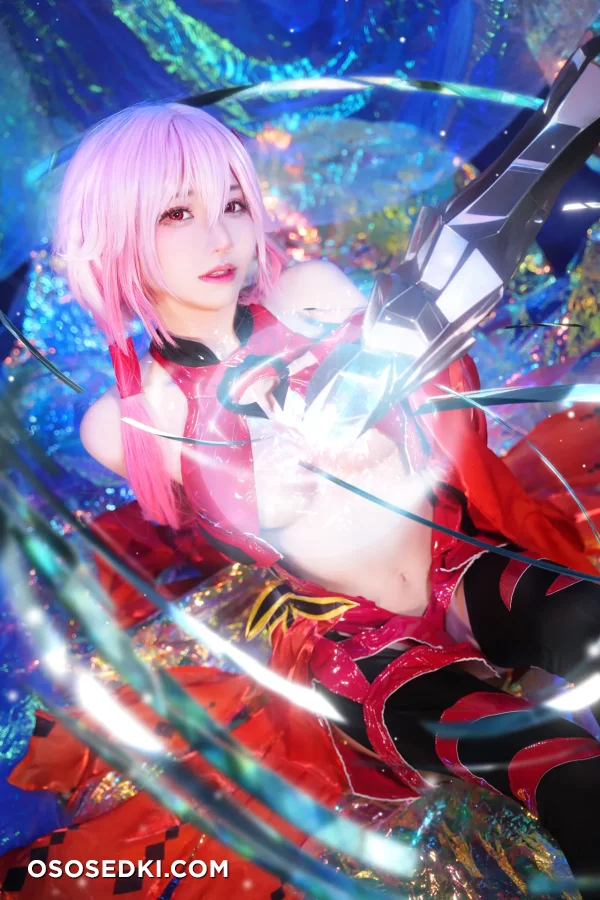 Sally Dorasnow - Inori Yuzuriha - Guilty Crown - 4