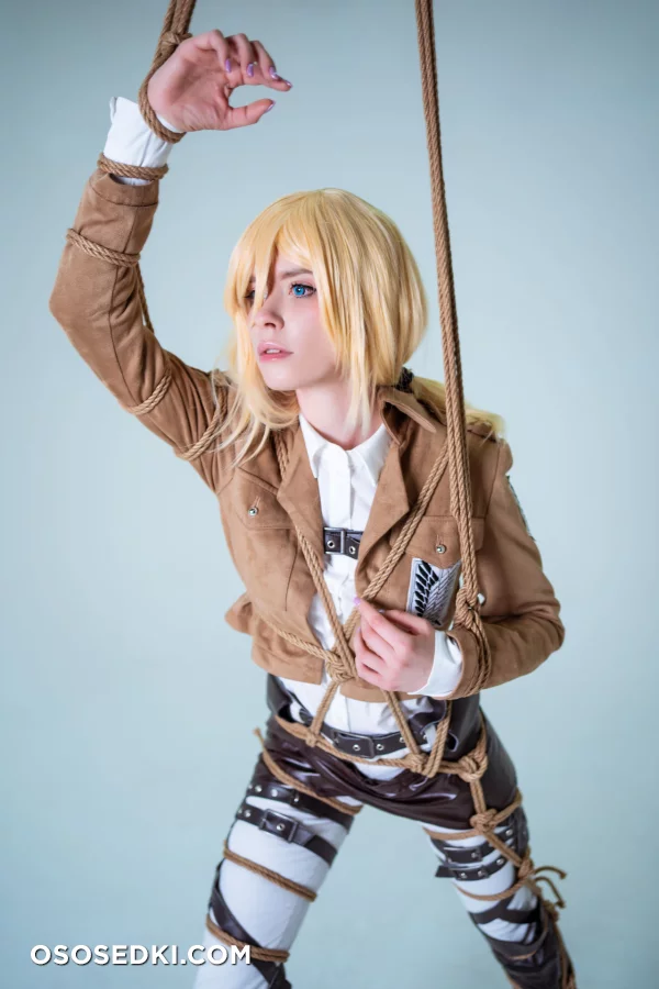 Aleksandra Bodler - Krista Lenz - Shingeki No Kyojin | Attack On Titan - 2