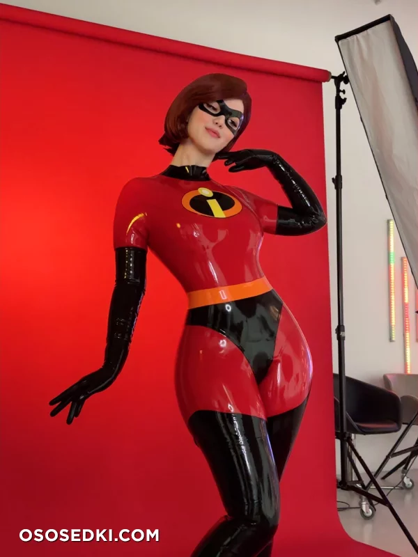Lada Lyumos - Helen Parr | Elastigirl - The Incredibles - 3