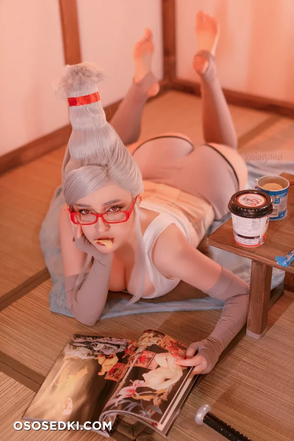 Hologana - Seiko Ayase - Dandadan - 3