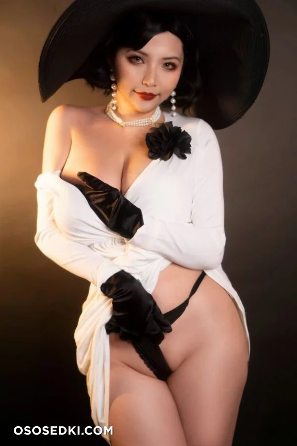 Hana Bunny - Lady Dimitrescu Resident Evil Village - 3
