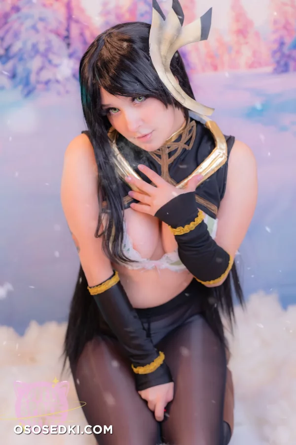 Lovelyspacekitten - Hee-jin Park - Solo Leveling - 5