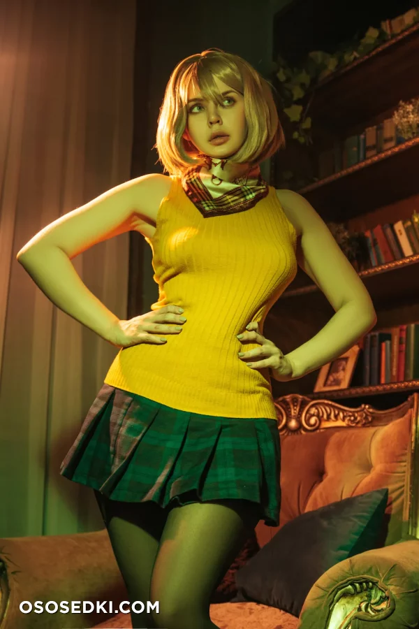 Julia Shuenkova  Asami Gate - Ashley Graham - Resident Evil  Biohazard - 3