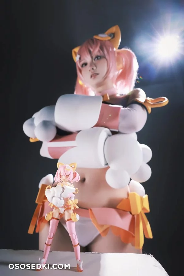 G44 Wa Kizutsukanai - Megami Device - 3