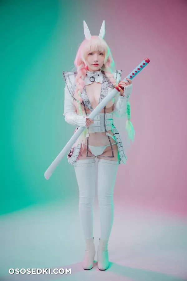 Son Ye-Eun. Mitsuri Kanroji. Demon Slayer. Cyber Hunter - 2