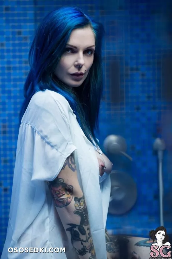 Riae. Shower. White Lingerie - 4