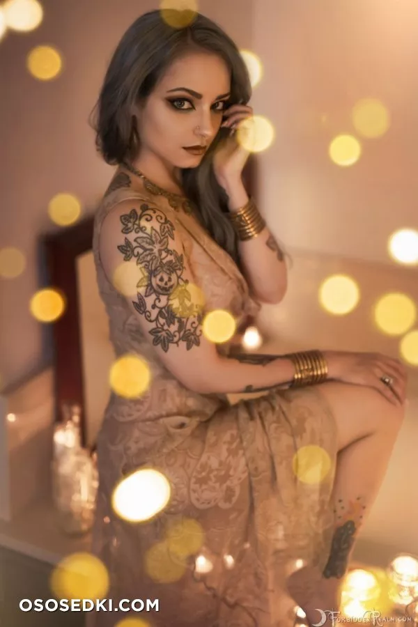Genevieve. Aura - 2