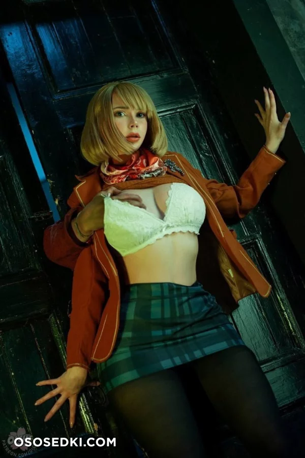 Oichi. Ashley Graham. Resident Evil - 3