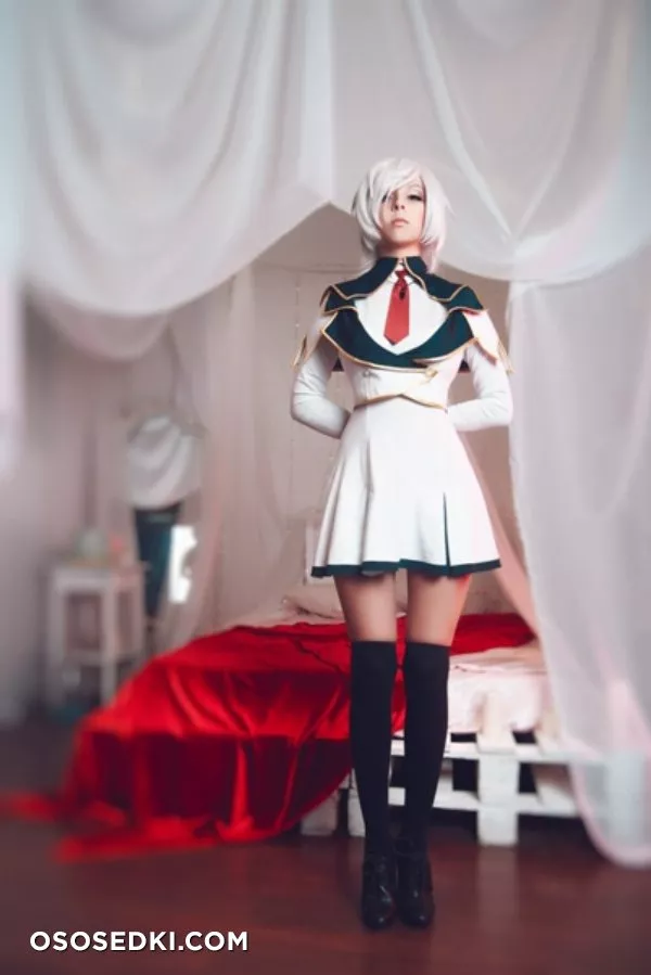 Elena Arshavina | Seiken Tsukai No World Break | Helly von Valentine - 2