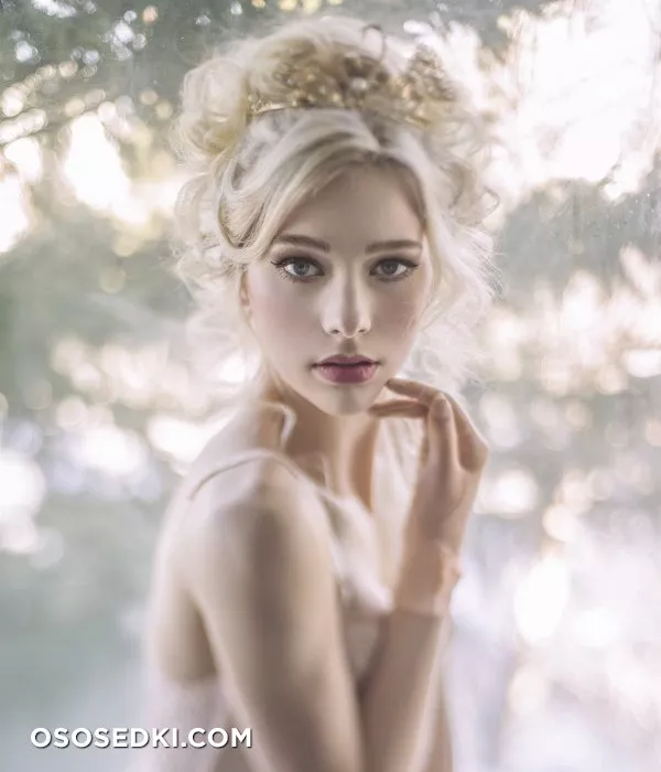 Emily - 5