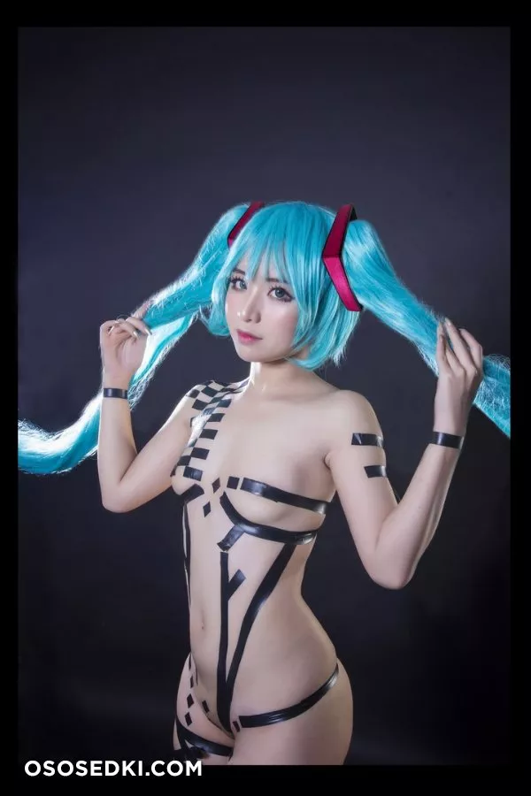 Chono Black | Vocaloid | Hatsune Miku - 2