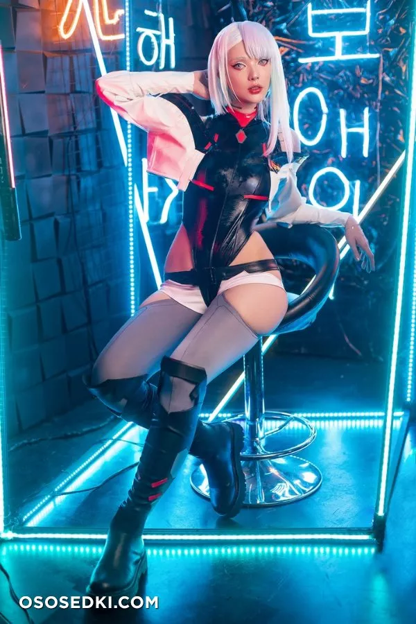 Misaki Sai | Cyberpunk series | Lucyna Kushinada - 2