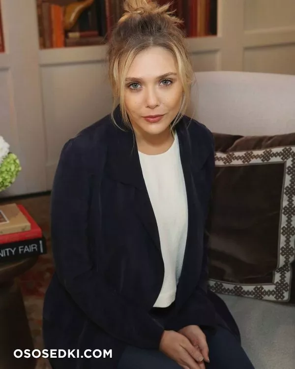 Elizabeth Olsen Pack 7 - 2