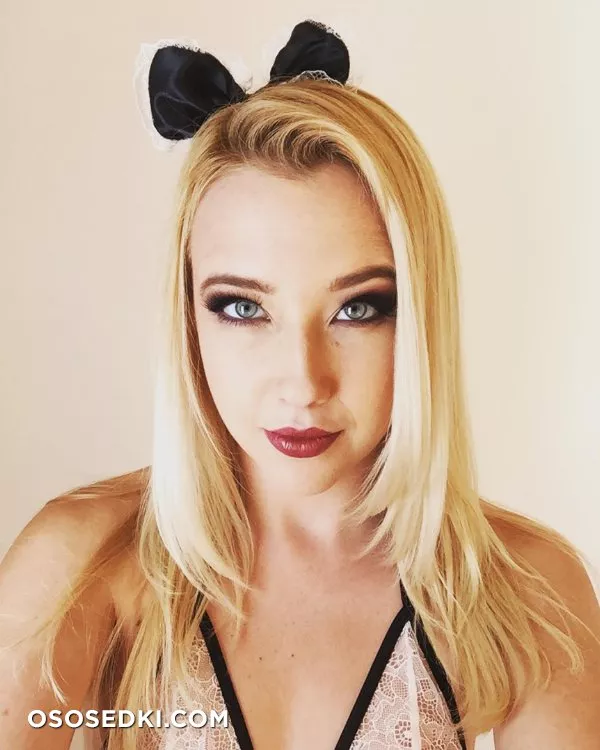 Samantha Rone - 5