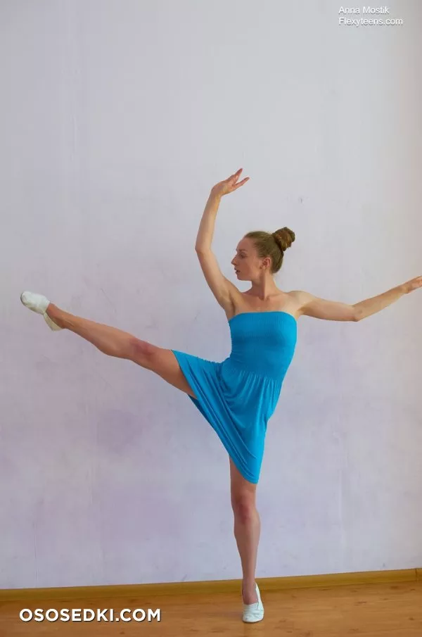 Anna - 4