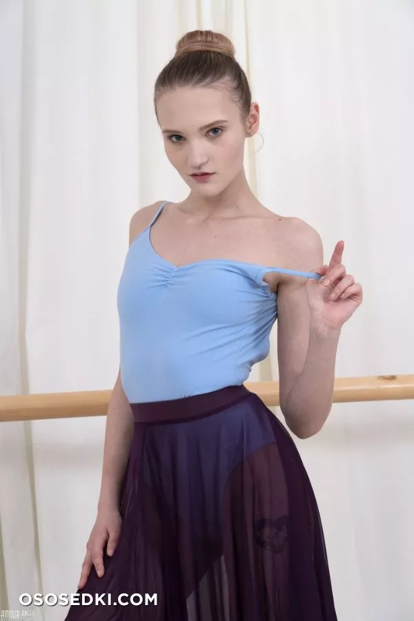 Olivia - 4