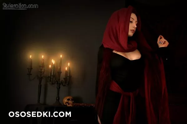 Elise Laurenne. Melisandre. Game Of Thrones - 4