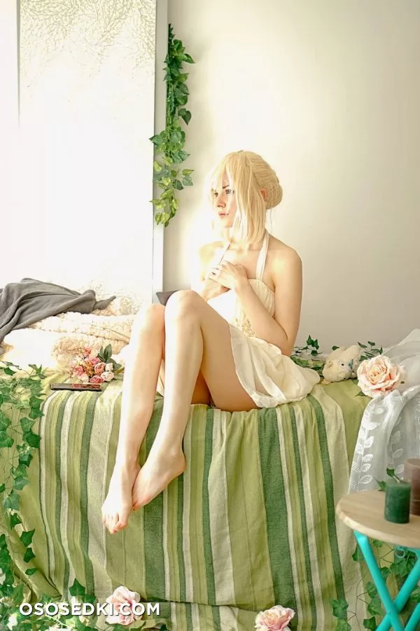 Fate/Stay Night  Saber by Shaeunderscore - 4