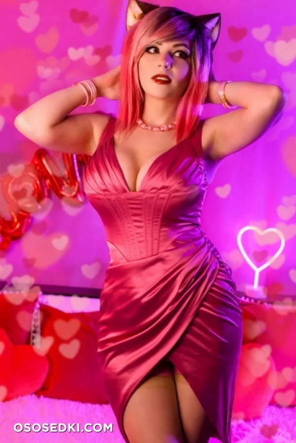 Danielle Beaulieu - erotic patreon/onlyfans cosplay set - 2