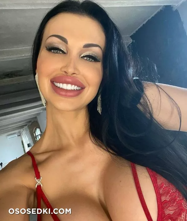 Aletta Ocean - 4