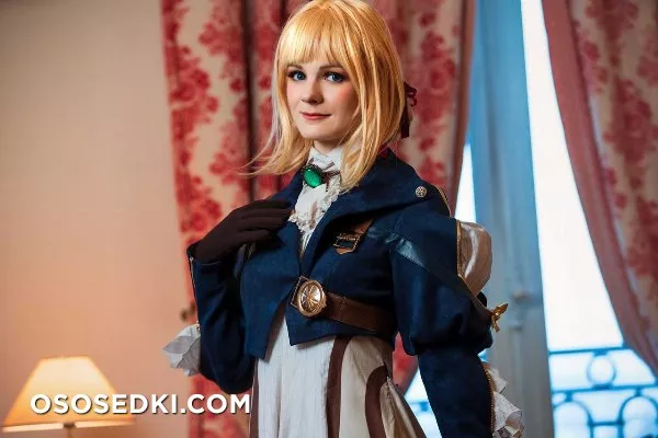 Violet Evergarden  - 2