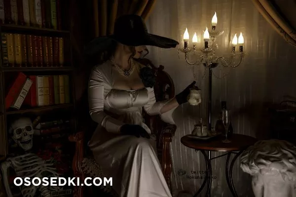 Lady Dimitrescu (Resident Evil) Hokunaimeko - 2
