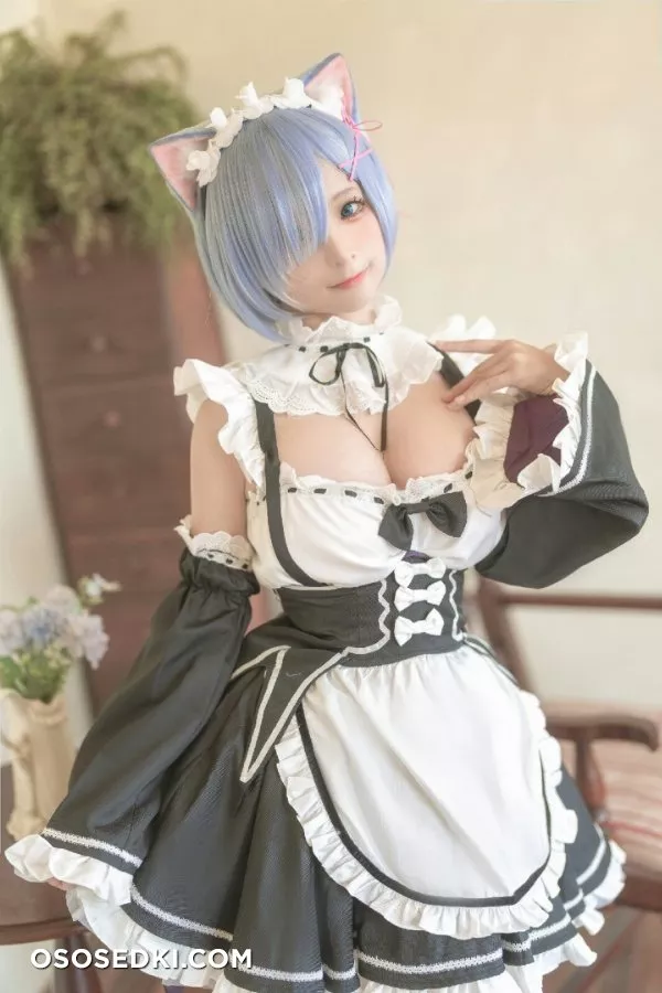 Rem (Re:Zero) Stupid Momo  - 3