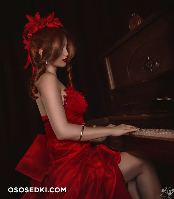 Aerith Gainsborough (Final Fantasy) LienSue - 3