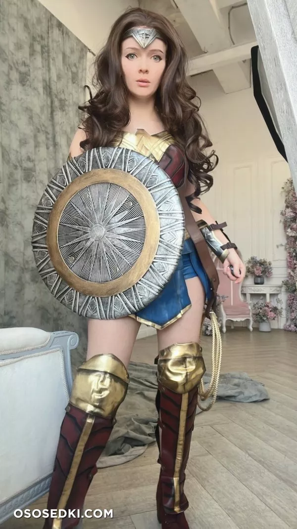 Wonder Woman by Evenink - 3