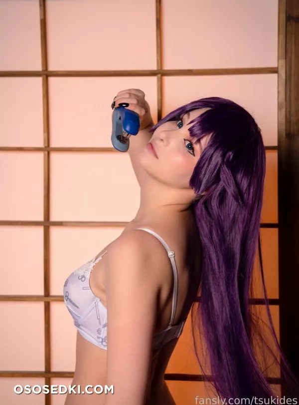 Tsukides. Hitagi Senjougahara. Monogatari - 2