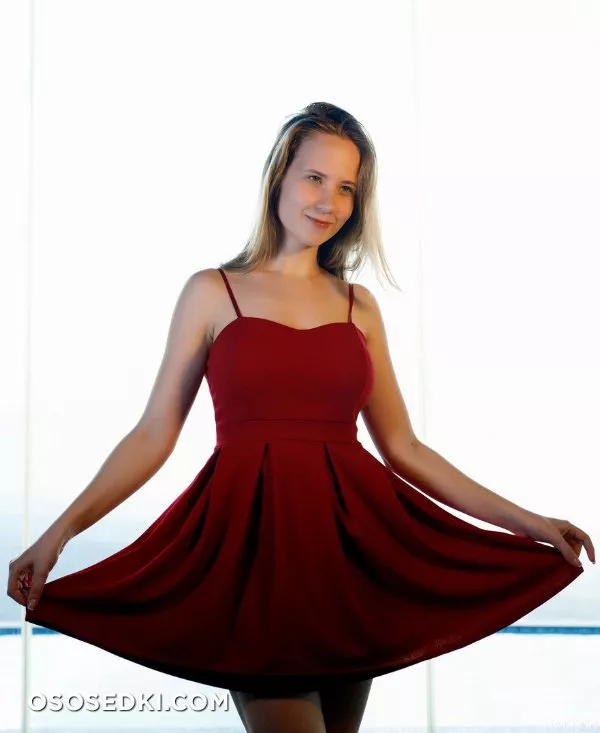 Delizi - Rood by RylskyArt - 4