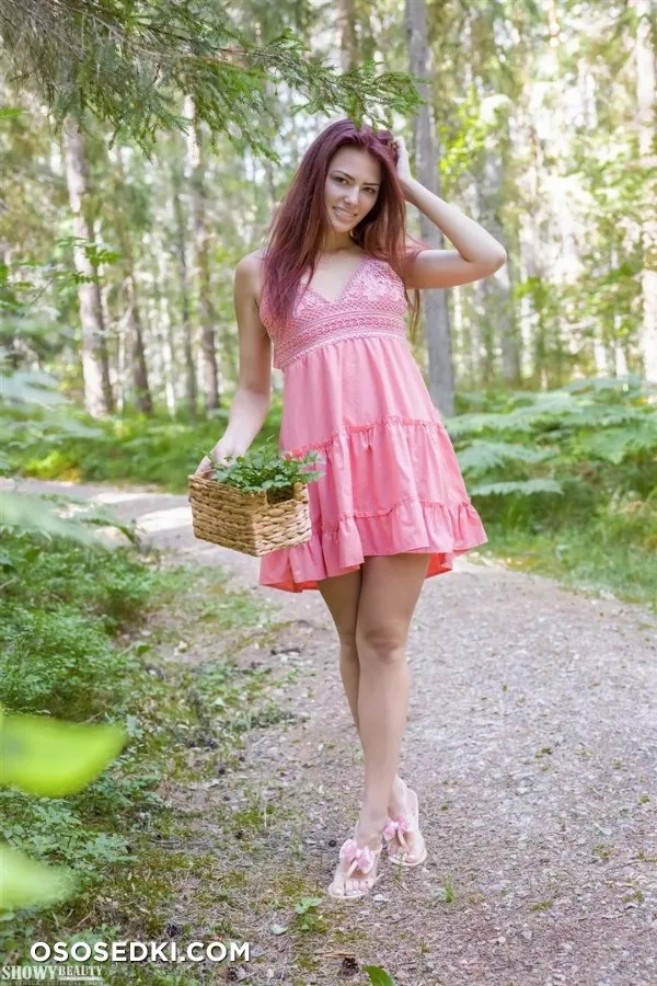 Nana - Hot Assets  - ShowyBeauty - 3