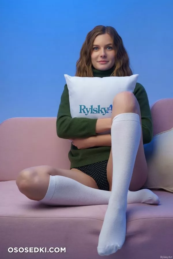 Lana Broks - Oxyeho - RylskyArt - 2