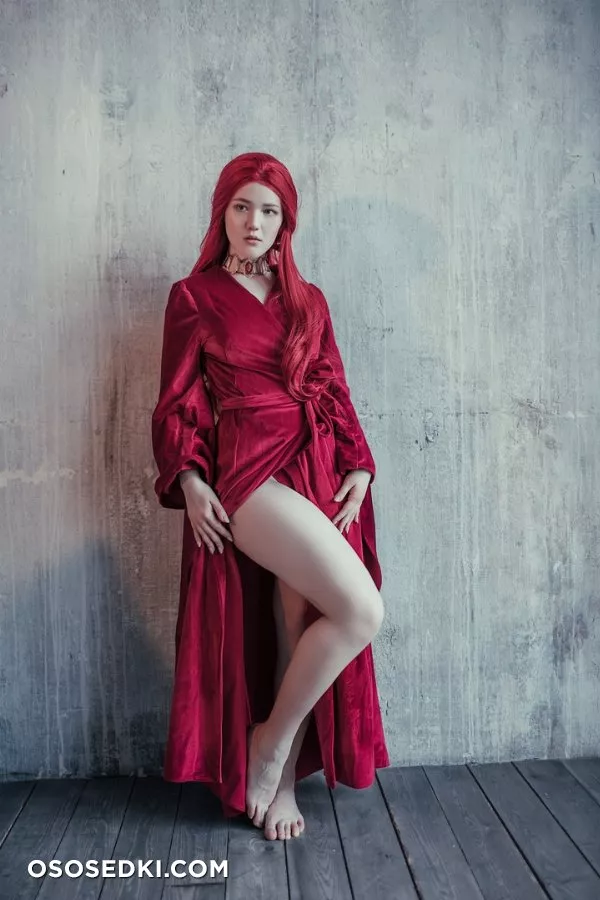 Lada Lyumos | Melisandre - 3