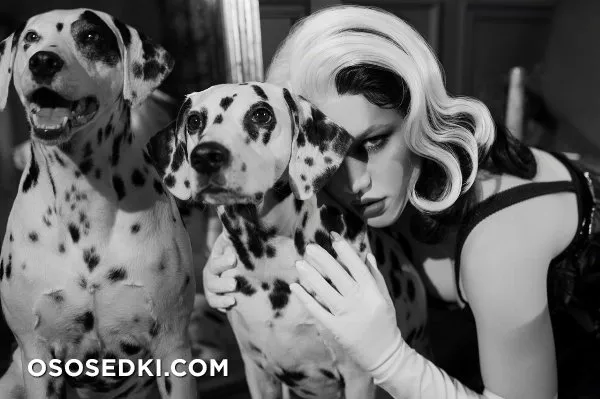 Lada Lyumos - 101 Dalmatians. Cruella de Vil - 2