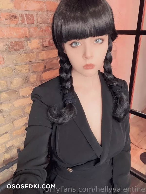 Helly Valentine - Goth - 5
