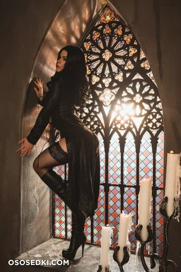 Irina Meier | Yennefer - 4