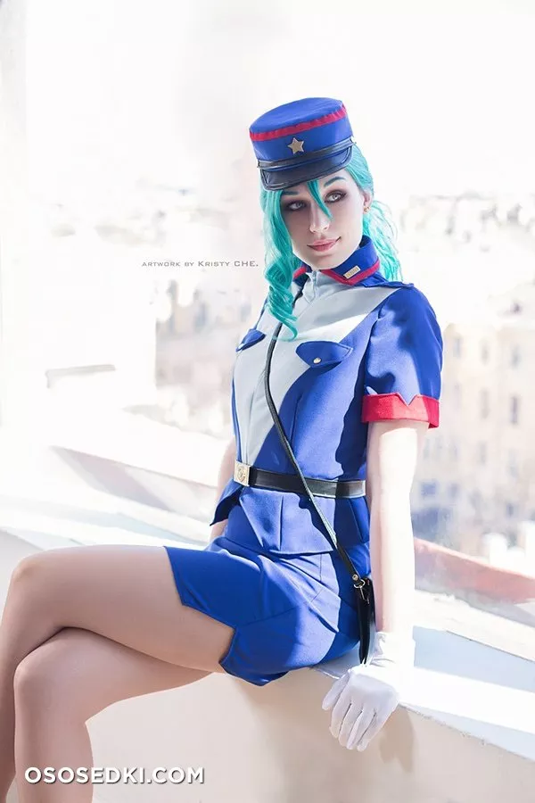 Kristy CHE | Officer Jenny - 4